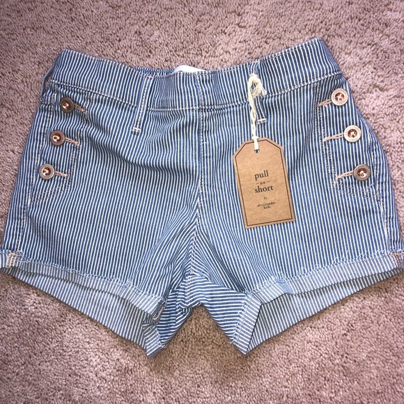 Jean Shorts - Picture 2 of 2